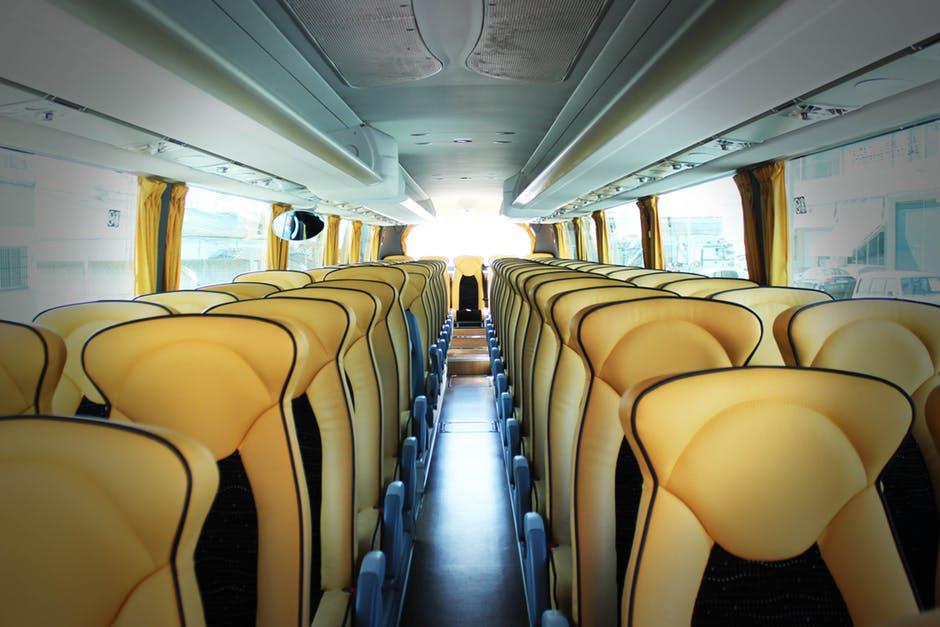 A Guide to Finding a Luxury Coach for Hire