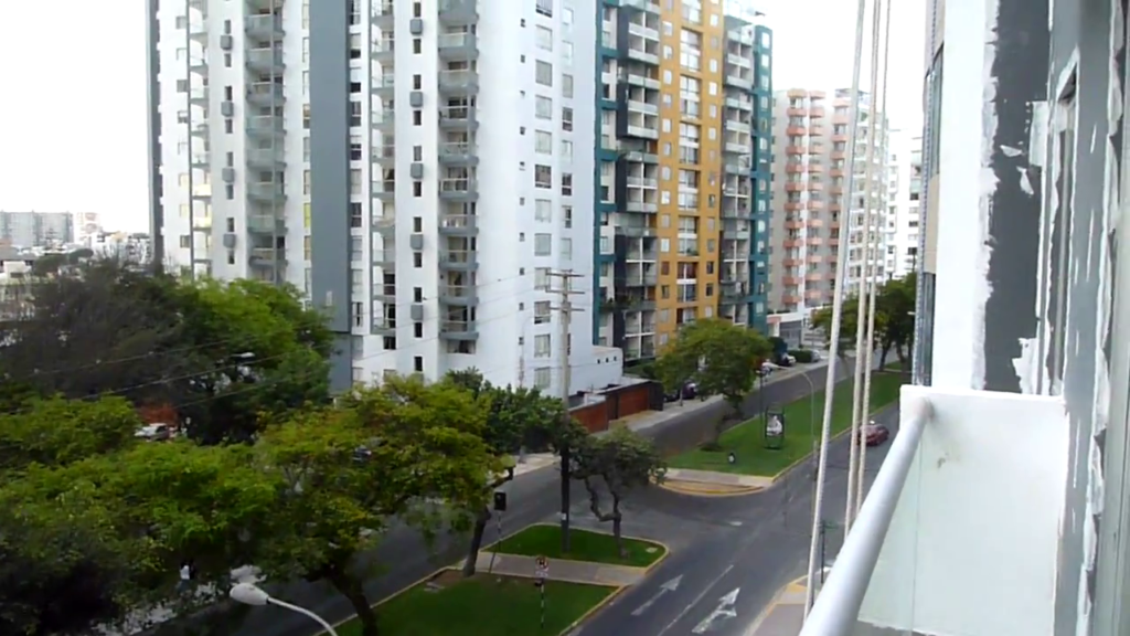 lima_peru_-_modern_apartment_highrise_4