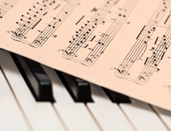 Great online resources for learning how to play a musical instrument