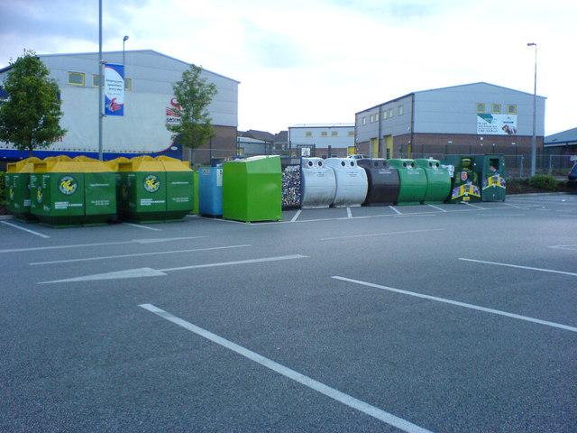 Great Features to Consider When Purchasing Recycling Picking Units