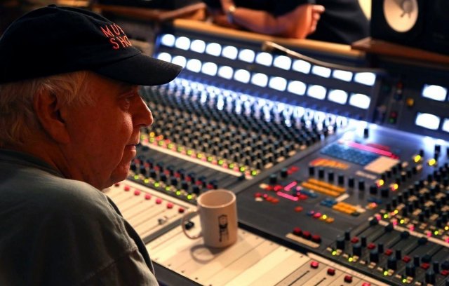 What Is the Difference Between a Sound Engineer and an Audio Engineer?
